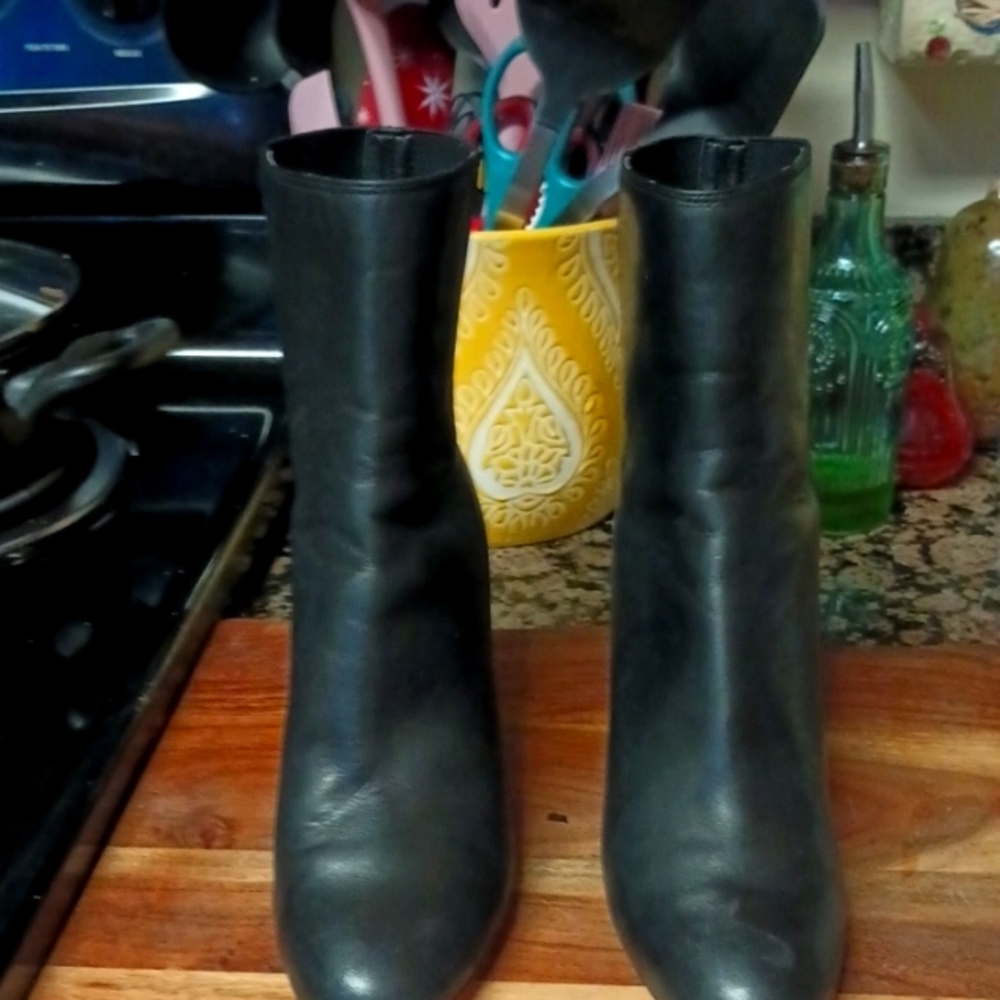 New Dolce Vita Leather Black Ankle Booties Size 7 Sell At Nordstroms